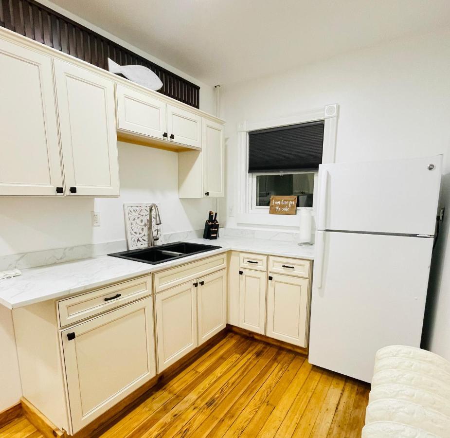Delightful 2Br Apartment With Balcony - 15 Min From Mohegan Sun- Foxwoods Casinos & Mystic New London Exterior foto