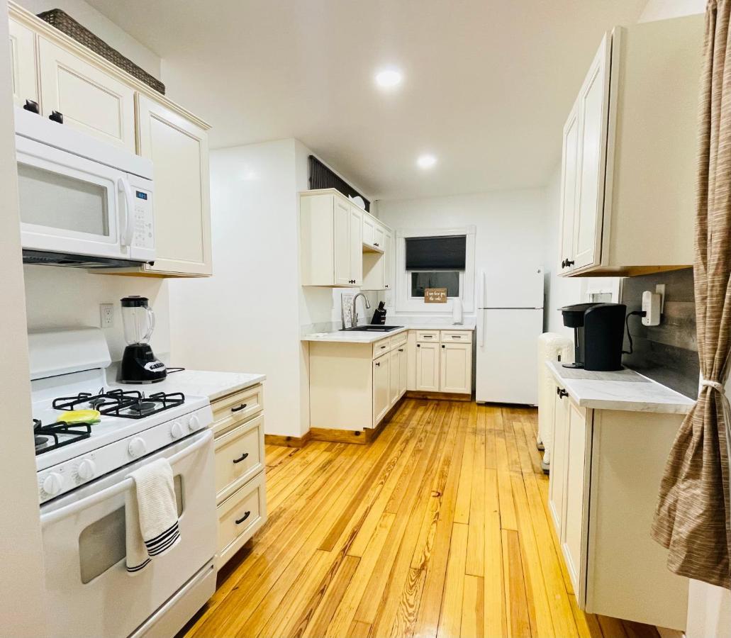Delightful 2Br Apartment With Balcony - 15 Min From Mohegan Sun- Foxwoods Casinos & Mystic New London Exterior foto
