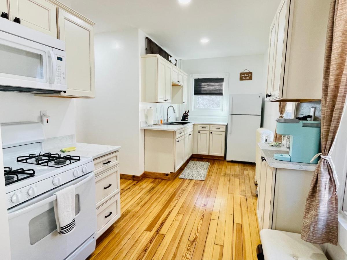 Delightful 2Br Apartment With Balcony - 15 Min From Mohegan Sun- Foxwoods Casinos & Mystic New London Exterior foto
