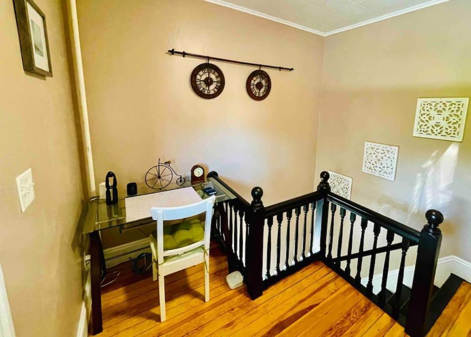 Delightful 2Br Apartment With Balcony - 15 Min From Mohegan Sun- Foxwoods Casinos & Mystic New London Exterior foto