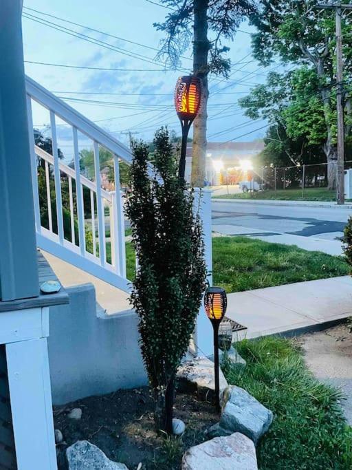 Delightful 2Br Apartment With Balcony - 15 Min From Mohegan Sun- Foxwoods Casinos & Mystic New London Exterior foto